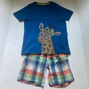 Mini Boden Giraffe Superstitch Shirt & Plaid Shorts Outfit